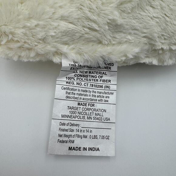 Target Bullseye Playground White Heart Plush Throw Pillow 14x14 Decorative NEW - Picture 7 of 9